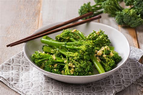 broccolini-baby-broccoli-with-ginger-and-garlic image