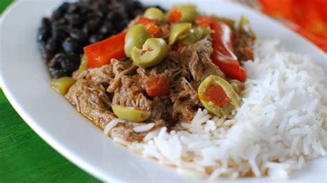 cuban-beef-stew-ropa-vieja-recipe-tablespooncom image