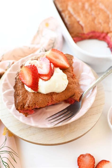 strawberry-angel-food-cake-only-2-ingredients image