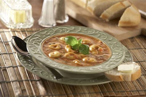 creamy-tomato-tortellini-soup-rosina-food-products image