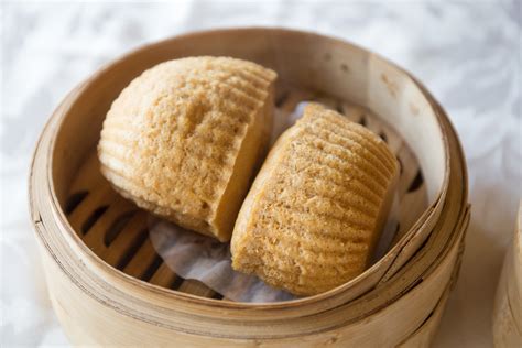 chinese-steamed-sponge-cake-ma-lai-koh-asian image