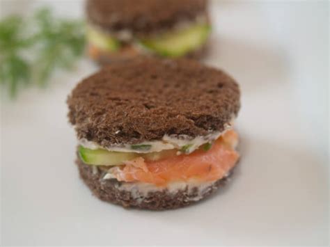 cucumber-and-smoked-salmon-sandwiches-with image