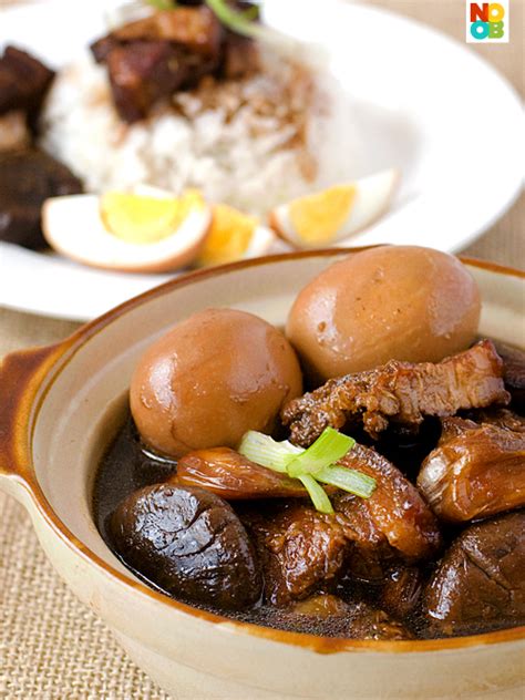 tau-yu-bak-recipe-braised-pork-belly-in-soy-sauce image