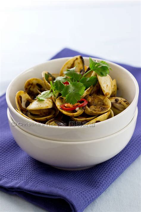 stir-fried-clams-with-black-bean-sauce-豉椒炒蜆 image