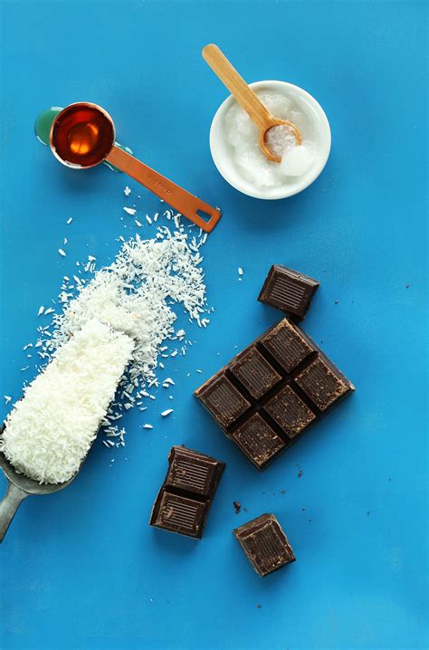 vegan-dark-chocolate-macaroons-minimalist-baker image
