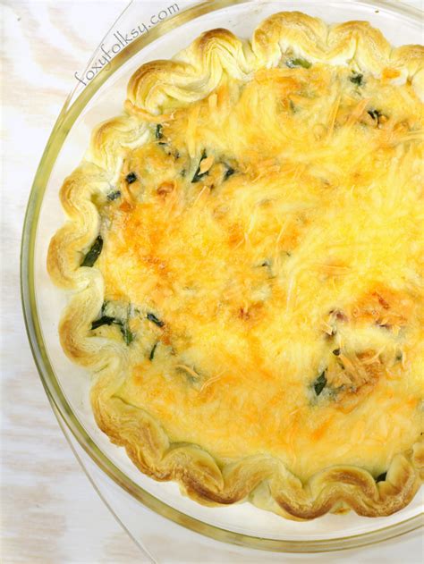 easy-spinach-quiche-with-bacon-and-cheese-foxy-folksy image
