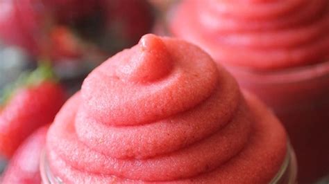 recipe-clean-eating-strawberry-dole-whip-simplemost image