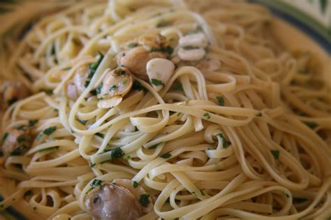 linguine-with-white-clam-sauce-lidia image