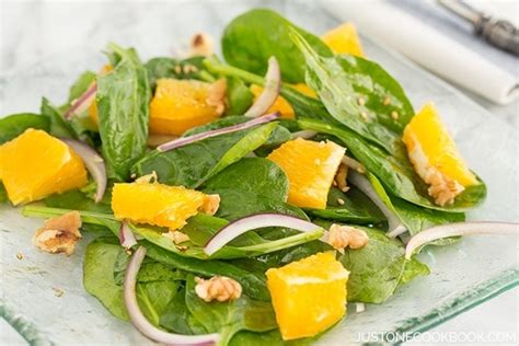 spinach-salad-with-asian-dressing-just-one-cookbook image
