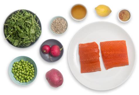 seared-salmon-salad-with-english-peas-arugula-pink image