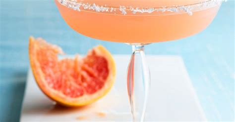grapefruit-martini-recipe-eat-smarter-usa image