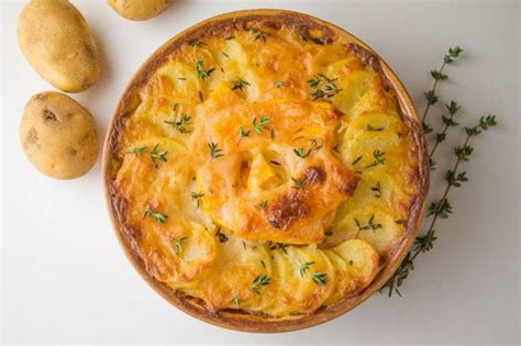 thyme-pumpkin-and-potato-gratin-honest-cooking image