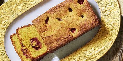 strawberry-almond-cornmeal-cake-recipe-real-simple image