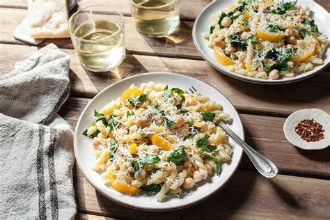 pasta-with-lemon-spinach-and-chick-peas-colavita image