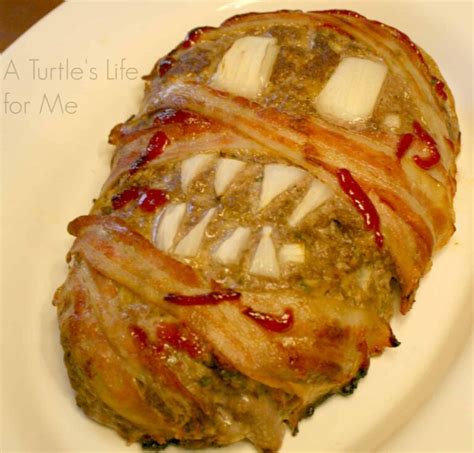 zombie-meatloaf-for-halloween-a-turtles-life-for-me image