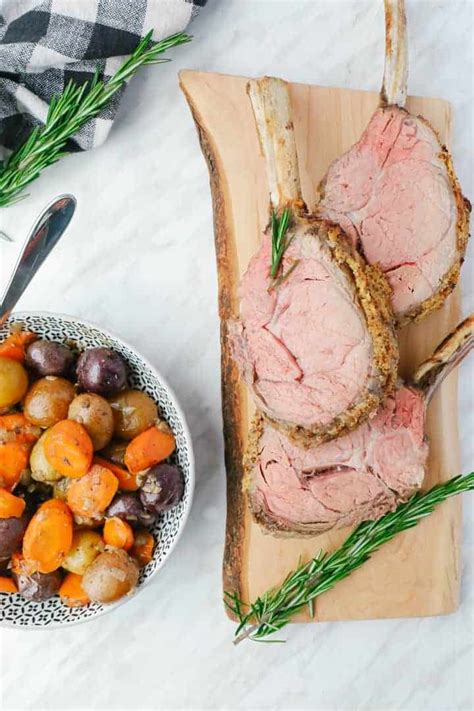 rack-of-veal-with-honey-and-mustard-crust-bon image