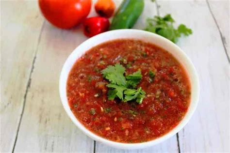 best-tomato-salsa-inspired-by-the-bolivian-llajua image