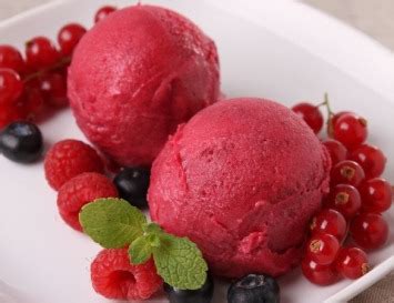 you-can-make-this-fabulous-raspberry-sherbet-at-home image