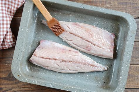 keto-broiled-spanish-mackerel-recipe-cookme image