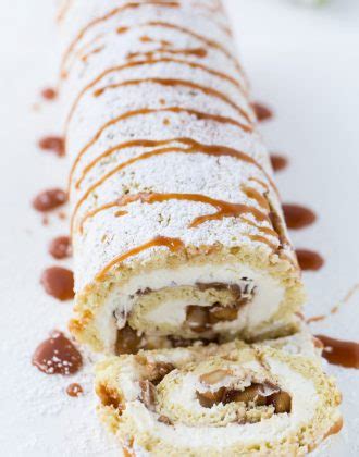 apple-pie-cake-roll-with-mascarpone-filling-a-classic-twist image