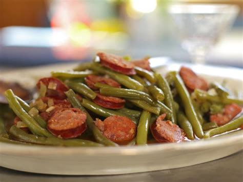doris-spacers-portuguese-green-beans-cooking image