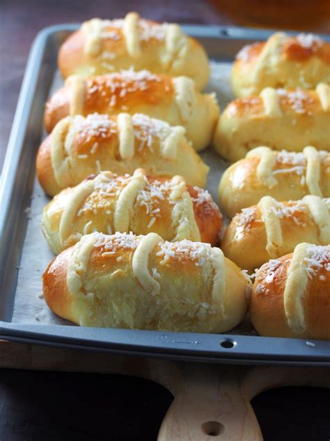 coconut-buns-with-sweet-and-milky-coconut-filling image