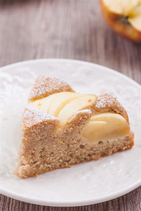 healthy-low-fat-apple-cake-baking-for-happiness image
