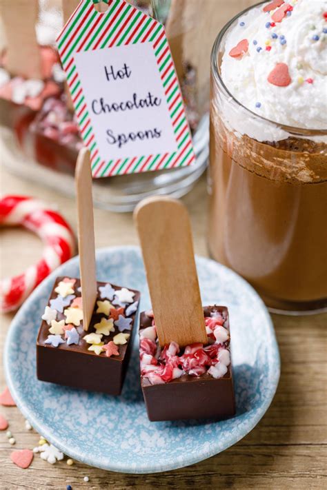 homemade-hot-chocolate-spoons-these-are-fun image