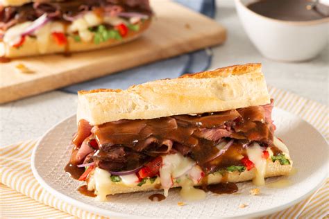 cheesy-roasted-red-pepper-and-beef-sandwich image