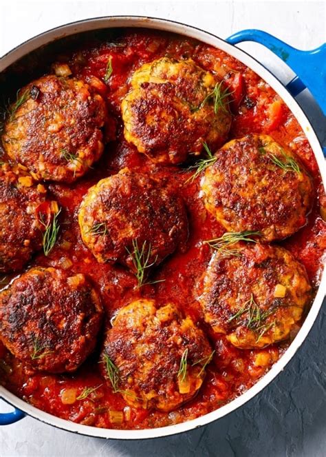 fish-cakes-in-chermoula-tomato-sauce-the-better image
