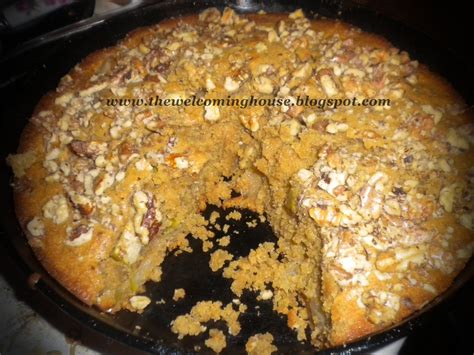 easy-and-old-fashioned-applesauce-spice-cake-grain image