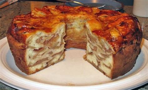 apple-crown-cake-yes-the-one-kosher image