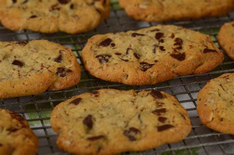 chocolate-chip-refrigerator-cookies-recipe-video image