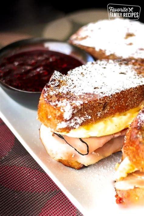 monte-cristo-breakfast-sandwich image