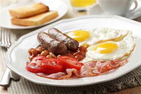 what-is-a-full-english-breakfast-the-spruce-eats image