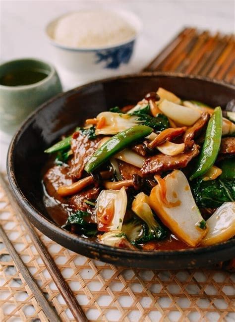 beef-vegetable-stir-fry-the-woks-of-life image