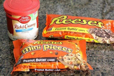 3-ingredient-reeses-fudge-butter-with-a-side-of-bread image