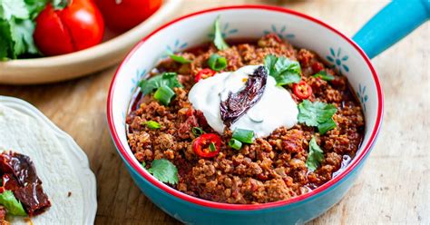 chili-con-carne-with-beef-chorizo-chipotle-slow image