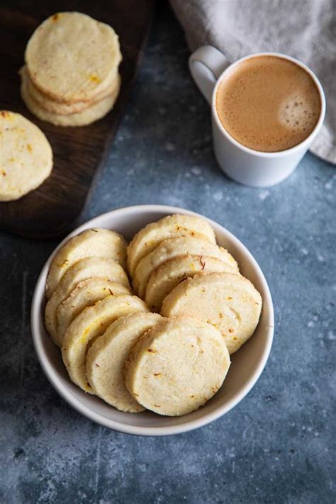 homemade-saffron-cookies-recipe-lucis-morsels image