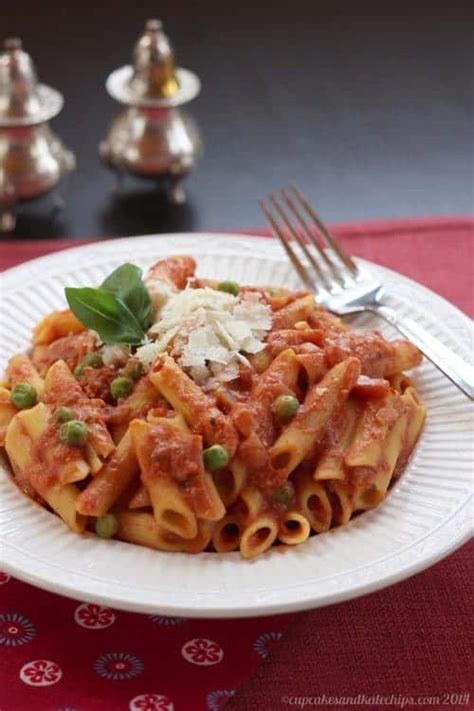 penne-with-tomato-cream-sauce-cupcakes-kale image