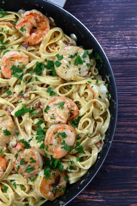 shrimp-and-scallop-pasta-in-white-wine-cream-sauce image