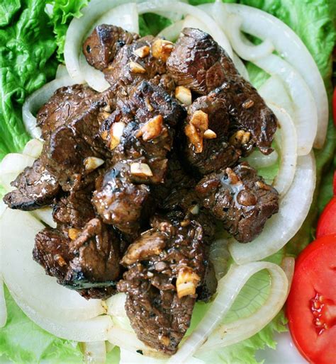 bo-luc-lac-recipe-vietnamese-stir-fry-shaking-beef image