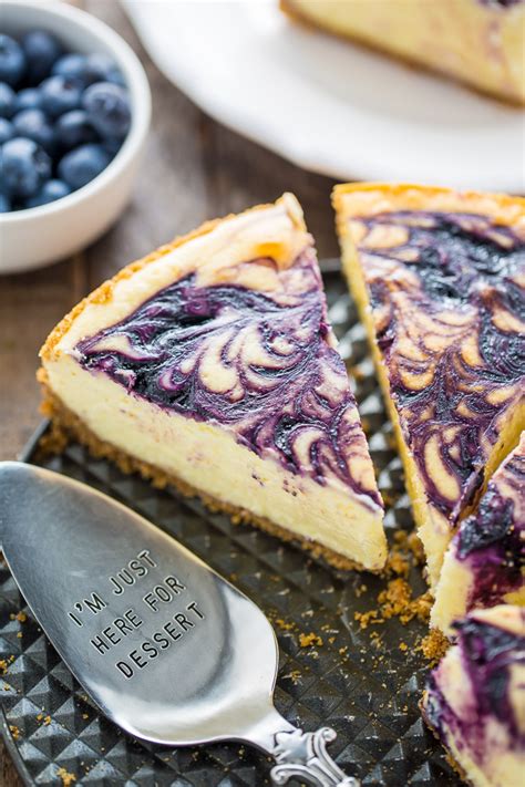 white-chocolate-blueberry-cheesecake-baker-by-nature image