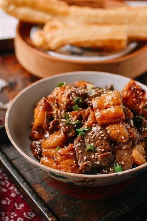 chinese-beef-stir-fry-with-youtiao-chinese-fried-dough image