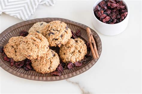 spiced-vegan-oatmeal-cranberry-cookies-recipe-the image