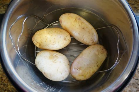 how-to-boil-potatoes-in-instant-pot-piping-pot-curry image