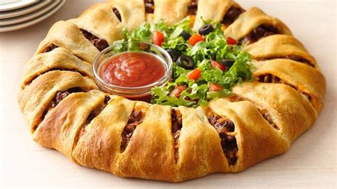 quick-easy-crescent-dinner-recipes-and-ideas image