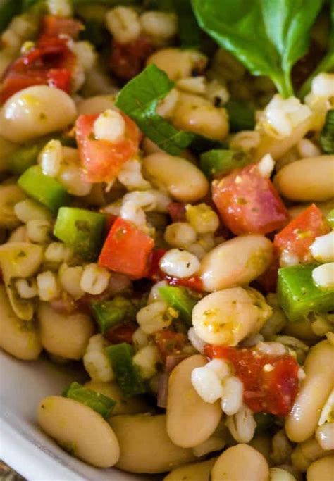 easy-tuscan-bean-salad-everyday-eileen image