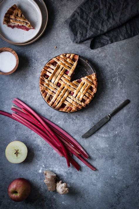 rhubarb-apple-pie-with-ginger-and-lemongrass-the image