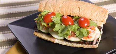 tofu-cilantro-sandwich-indian-vegetarian image
